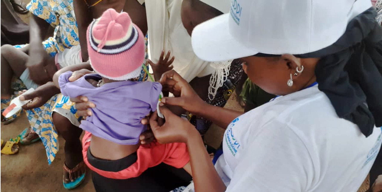 Mali. Djénèba était malnutrie et maintenant elle est soignée