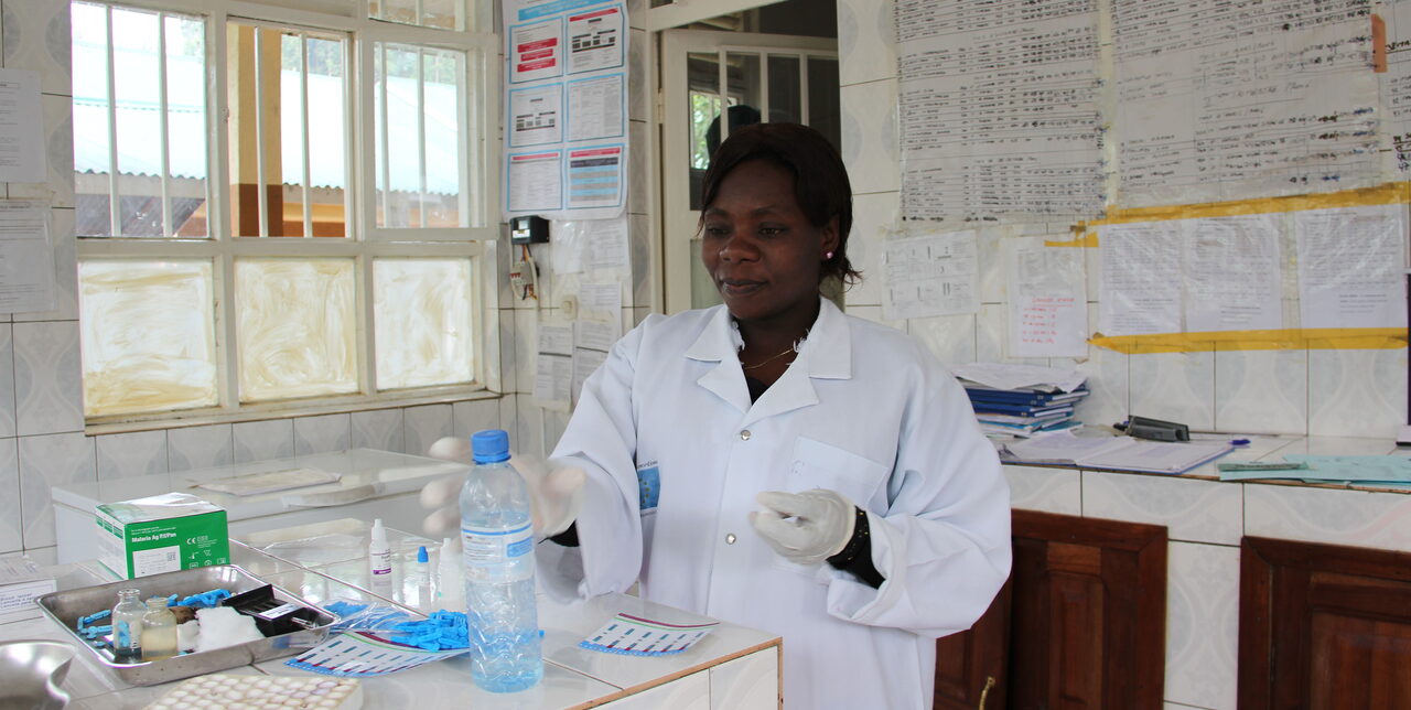 How does the drug supply chain work?