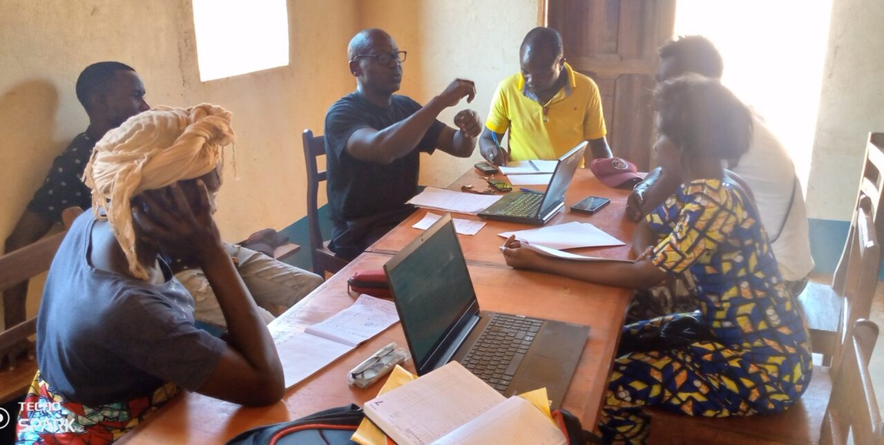 Central African Republic. Didiane becomes a retailer who inspires women in Zemio