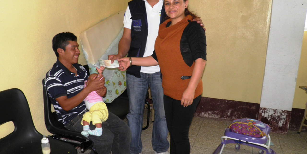Let's fight with Reina against malnutrition in Guatemala