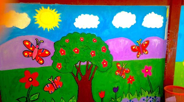 Lebanon: painting and theater in schools!