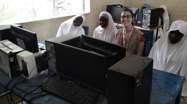 Une plateforme d'apprentissage en ligne pour les étudiants nigérians à Diffa