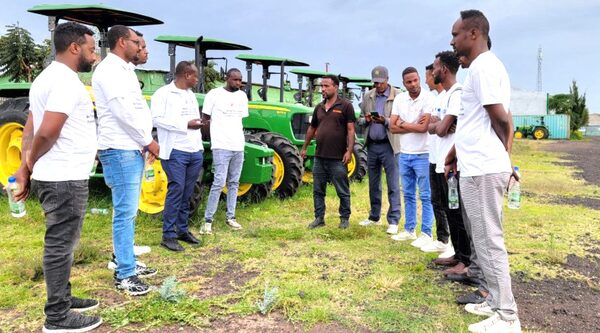 Ethiopia. Promoting youth-designed startups as an alternative to migration