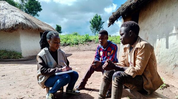 République démocratique du Congo. Eric, 13 ans et 3 comme soldat, il rêve d'être mécanicien
