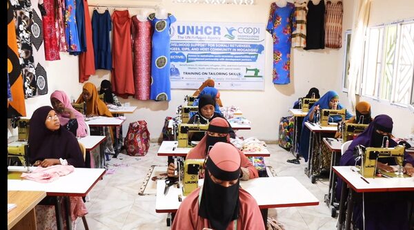 Carpenters, mobile phone repairers, tailors and plumbers. In Somalia, refugees, former migrants, and displaced people have a new opportunity