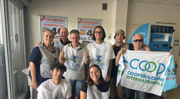 Milano. Con "dona la spesa per la scuola" più di 1600 articoli raccolti