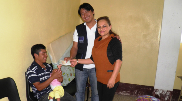 Let's fight with Reina against malnutrition in Guatemala