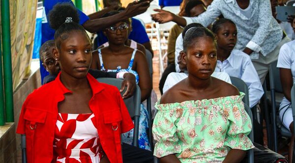 Haiti. Art gives voice to young displaced people on World Humanitarian Day